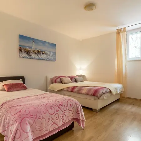 Apartment Nemo